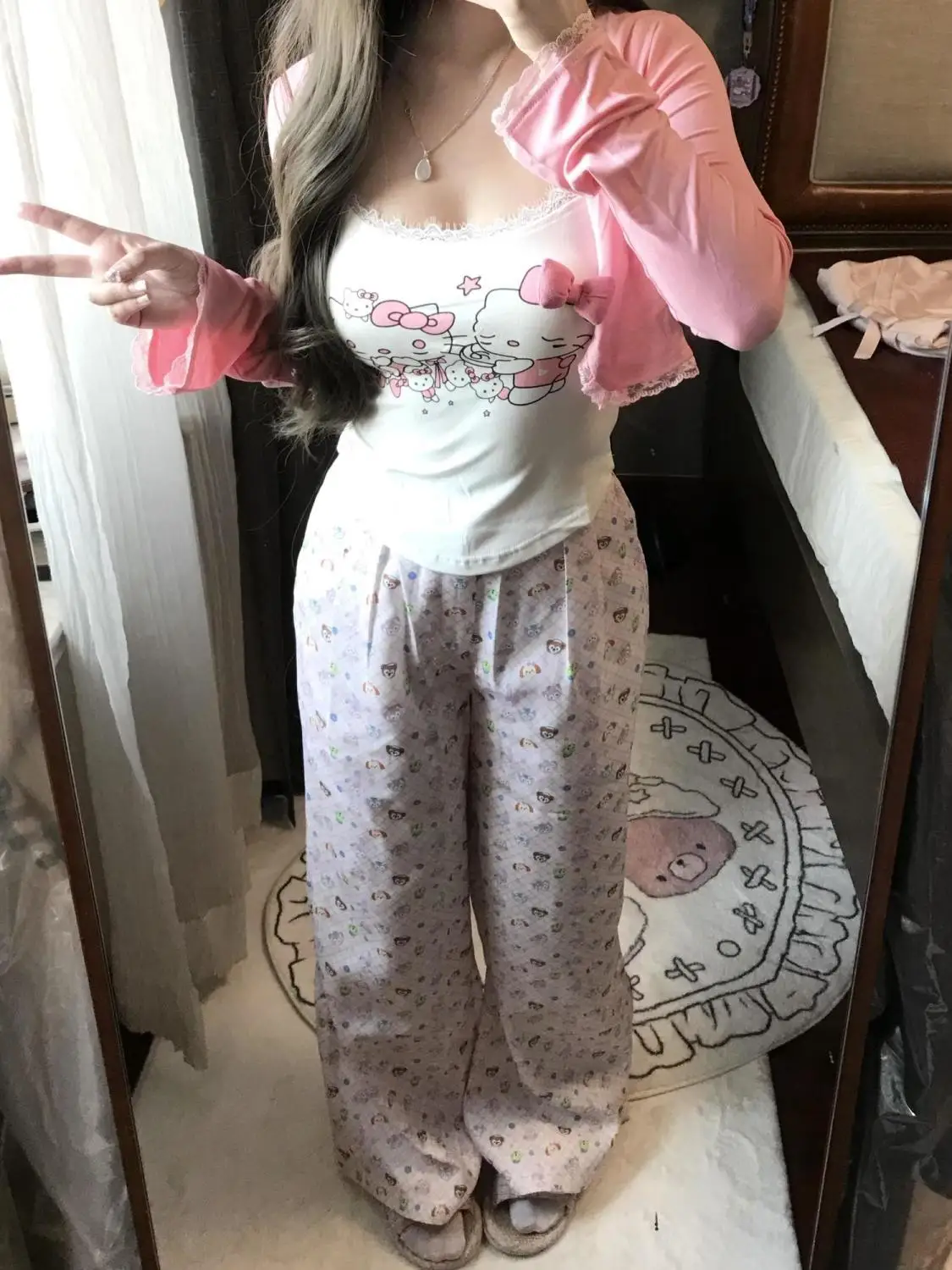 Розовые длинные брюки с высокой талией, прямого кроя, в уличном стиле, для фотосессий, модные, в корейском стиле, женские, повседневные.
Розовые длинные брюки с высокой талией, прямого кроя, в уличном стиле, для фотосессий, модные, в корейском стиле, женские, повседневные.