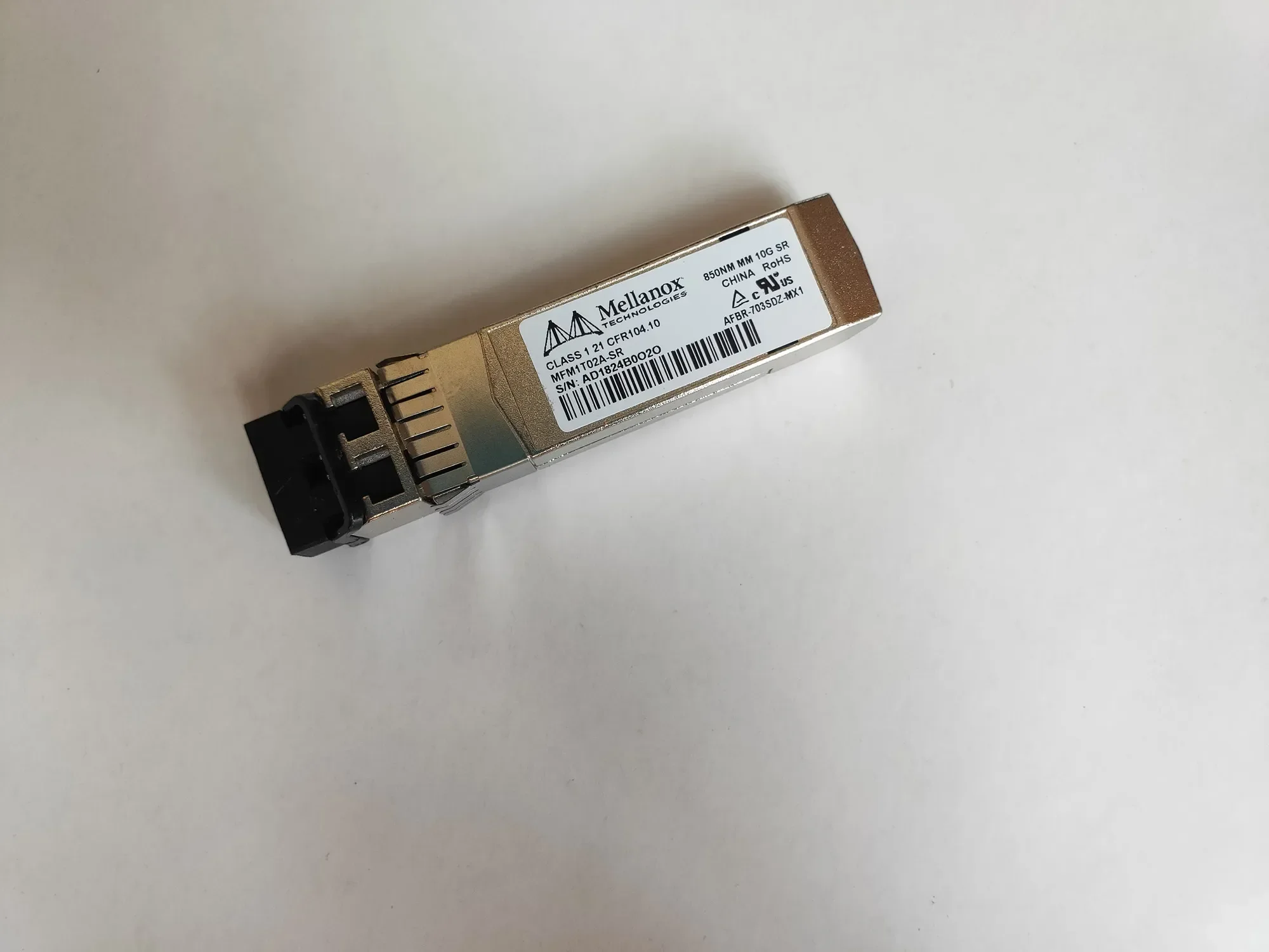 Mellanox SFP 10g SR MFM1T02A-SR MFM1T02A-SR-F-A1 AFBR-703SDZ-MX1 10G SR mellanox 10gB sfp transceiver mellanox 10G Fiber Optical
Mellanox SFP 10g SR MFM1T02A-SR MFM1T02A-SR-F-A1 AFBR-703SDZ-MX1 10G SR mellanox 10gB sfp transceiver mellanox 10G Fiber Optical
