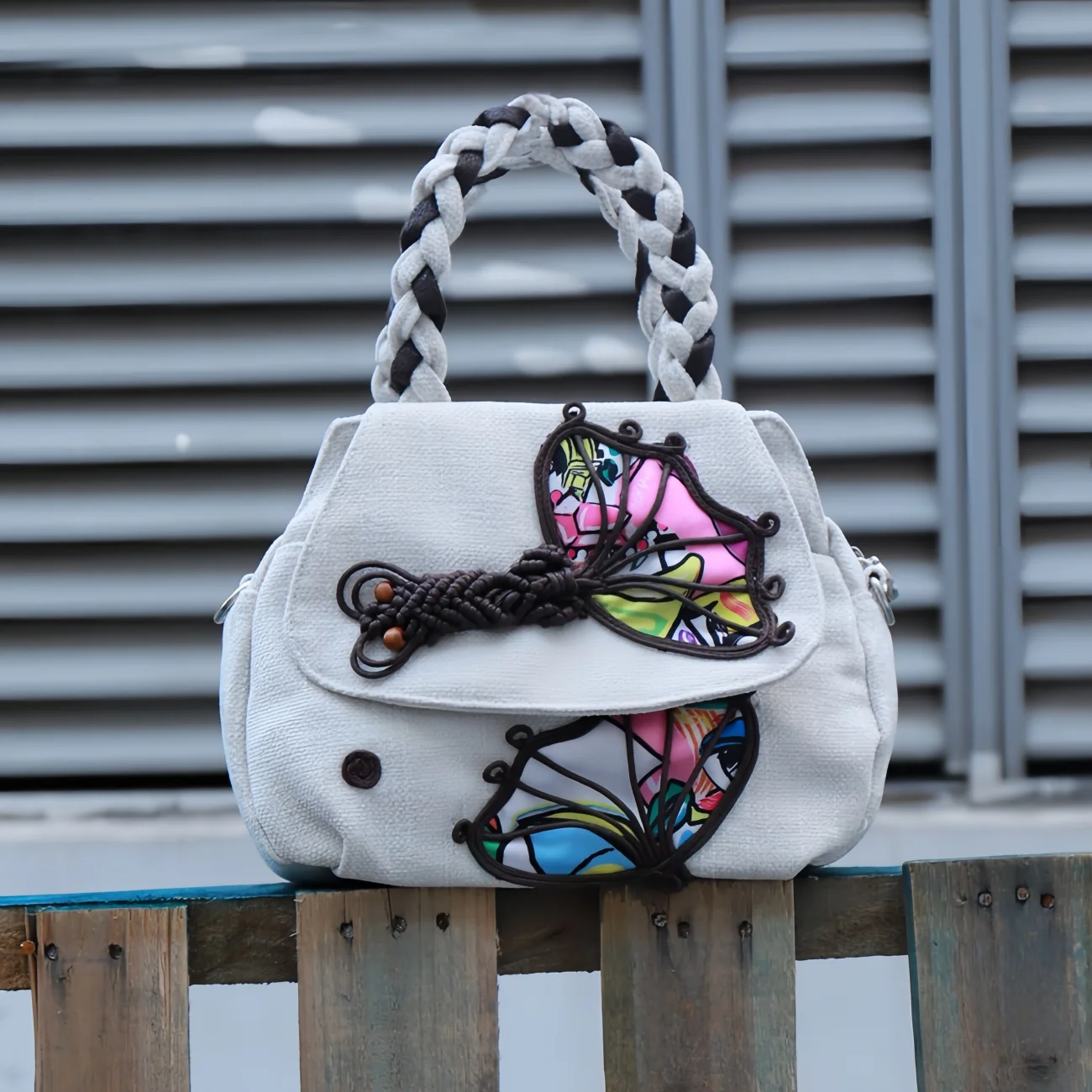 Colorful handmade woven goldfish large capacity handbag birthday gift for girlfriend and mother
Colorful handmade woven goldfish large capacity handbag birthday gift for girlfriend and mother