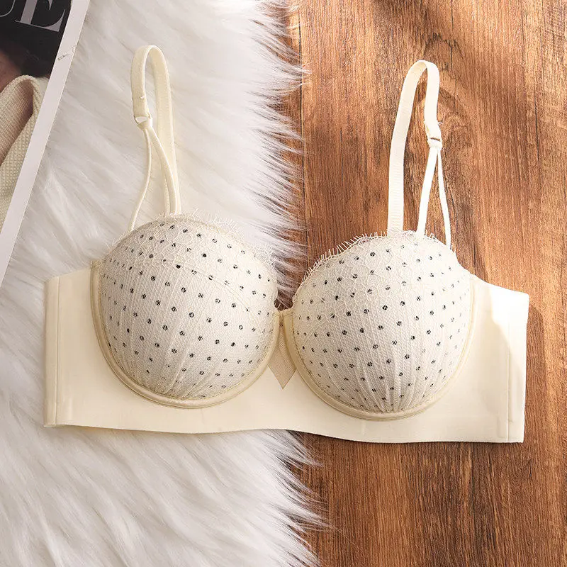 Wirefree Lace Bra New Sexy Fitted Lingerie Anti Sagging Support Bra for Ladies Comfort Invisible Everyday Casual Occasion Wear
Wirefree Lace Bra New Sexy Fitted Lingerie Anti Sagging Support Bra for Ladies Comfort Invisible Everyday Casual Occasion Wear
