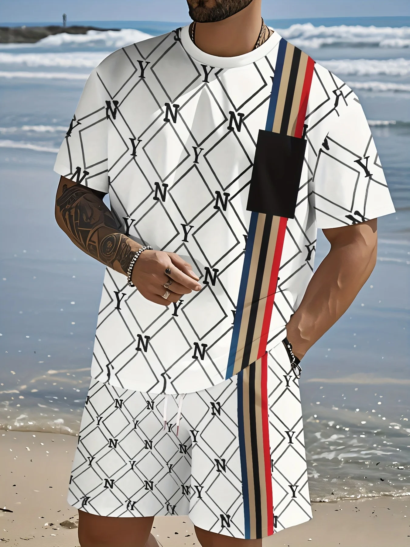 Новейший мужской летний повседневный комплект в полоску с 3D-принтом — дышащая футболка из полиэстера с короткими рукавами и шорты
Новейший мужской летний повседневный комплект в полоску с 3D-принтом — дышащая футболка из полиэстера с короткими рукавами и шорты