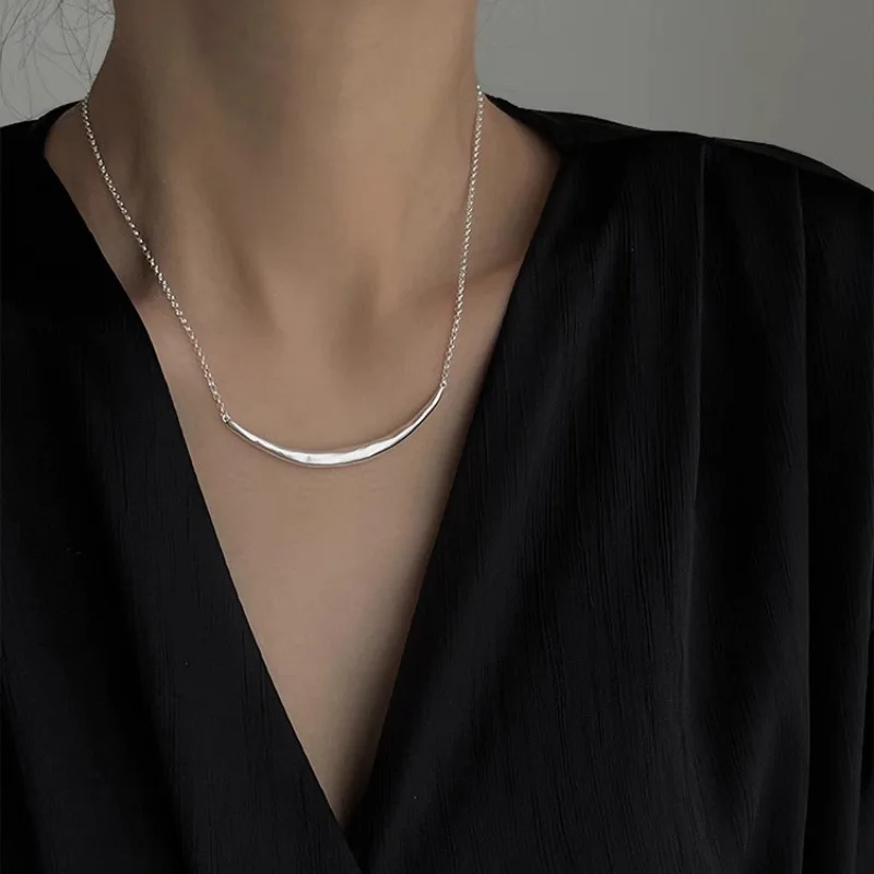 PANJBJ 925 Sterling Silver Line Necklace for Women Texture Irregular Hip Hop Design Versatile Trend Jewelry Gift Dropshipping
PANJBJ 925 Sterling Silver Line Necklace for Women Texture Irregular Hip Hop Design Versatile Trend Jewelry Gift Dropshipping