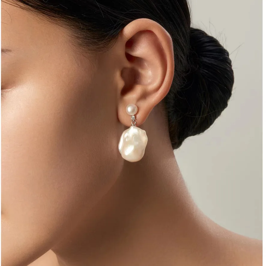 Retro Fashion Baroque Pearl Earrings, Earrings, Light Luxury, High-end Temperament Studs, Niche Earrings.
Retro Fashion Baroque Pearl Earrings, Earrings, Light Luxury, High-end Temperament Studs, Niche Earrings.