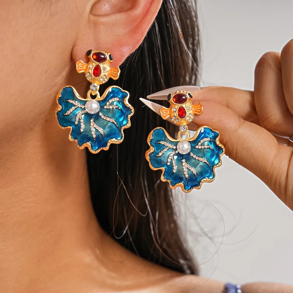 New Multi-color Cutr Goldfish Drop Earrings for Women Girls Retro Enamel Lotus Leaf Dangle Earrings Fashion Trendy Jewelry Party
New Multi-color Cutr Goldfish Drop Earrings for Women Girls Retro Enamel Lotus Leaf Dangle Earrings Fashion Trendy Jewelry Party