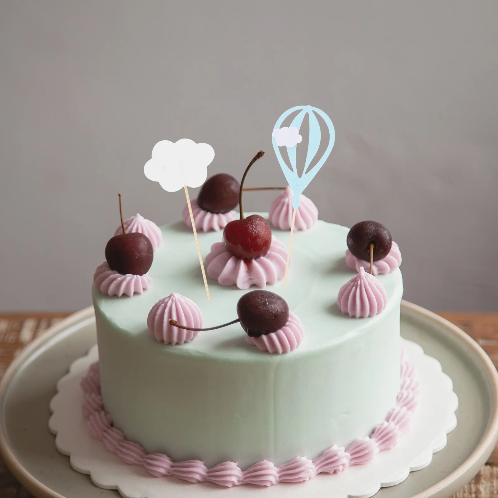 30 PCS Birthday Cake Child Fruit Hot Air Balloon Decorations Bamboo Balloons Topper
30 PCS Birthday Cake Child Fruit Hot Air Balloon Decorations Bamboo Balloons Topper