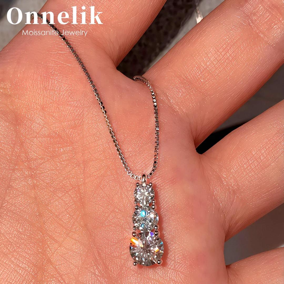 Onnelik D VVS1 Moissanite Pendant Necklace 925 Sterling Silver Plated 18k White Necklace with GRA Fine Jewelry for Woman
Onnelik D VVS1 Moissanite Pendant Necklace 925 Sterling Silver Plated 18k White Necklace with GRA Fine Jewelry for Woman