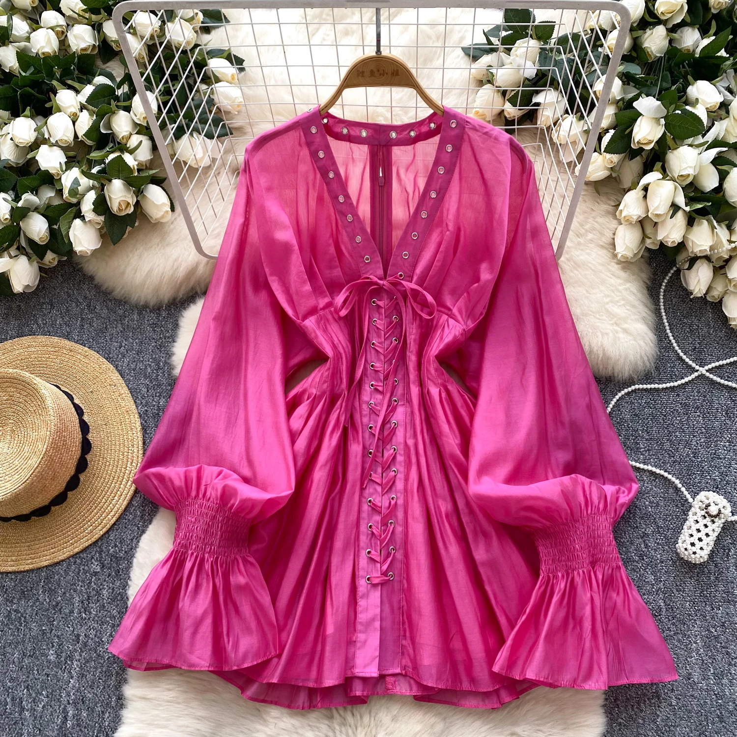 Chic Elastic V-neck Draw String mini dress Beach Women Elegant Korean Fashion Vestidos Summer Slim Wrap
Chic Elastic V-neck Draw String mini dress Beach Women Elegant Korean Fashion Vestidos Summer Slim Wrap