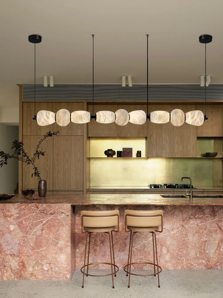 Мраморная жизнь, черное золото, фурнитура, светодиодная люстра с регулируемой яркостью, алебастровый подвесной светильник, лампа для столовой
Мраморная жизнь, черное золото, фурнитура, светодиодная люстра с регулируемой яркостью, алебастровый подвесной светильник, лампа для столовой