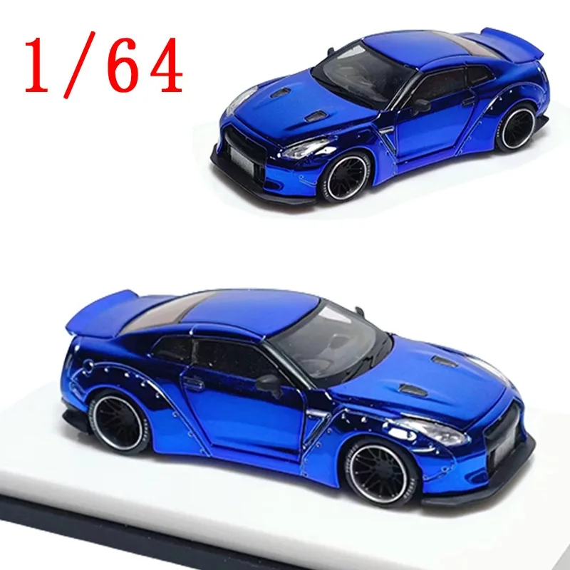 OldTime Diecast 1/64 Scale Nissan Alloy Car Model Nissan GT-R R35 Liberty Walk Ducktail Spoiler Play Vehicles Toys for Boys
OldTime Diecast 1/64 Scale Nissan Alloy Car Model Nissan GT-R R35 Liberty Walk Ducktail Spoiler Play Vehicles Toys for Boys