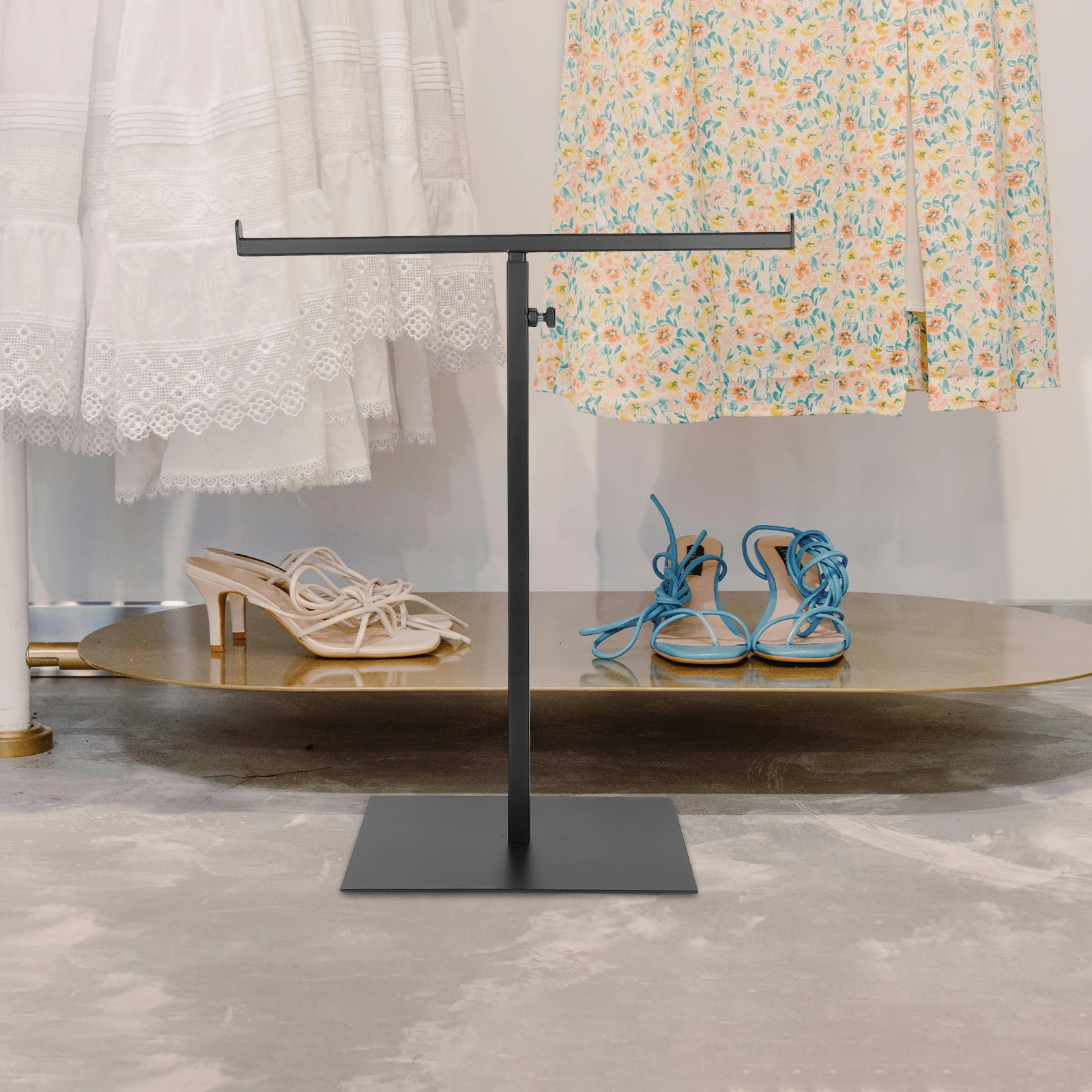 T-Shaped Stainless Steel Handbag Display Rack White Vertical Storage Stand for Bags Ties Scarves Closet Organizer Purse Hanger
T-Shaped Stainless Steel Handbag Display Rack White Vertical Storage Stand for Bags Ties Scarves Closet Organizer Purse Hanger