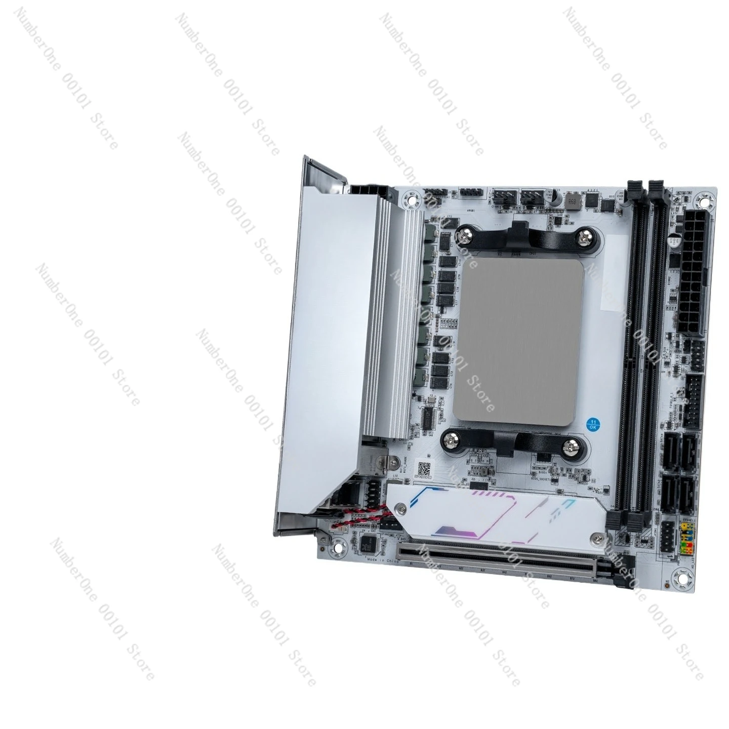 Новая материнская плата для настольных ПК с процессором R9 9955HX, PCIe 5.0, 16 ядер, для игр и дизайна.
Новая материнская плата для настольных ПК с процессором R9 9955HX, PCIe 5.0, 16 ядер, для игр и дизайна.