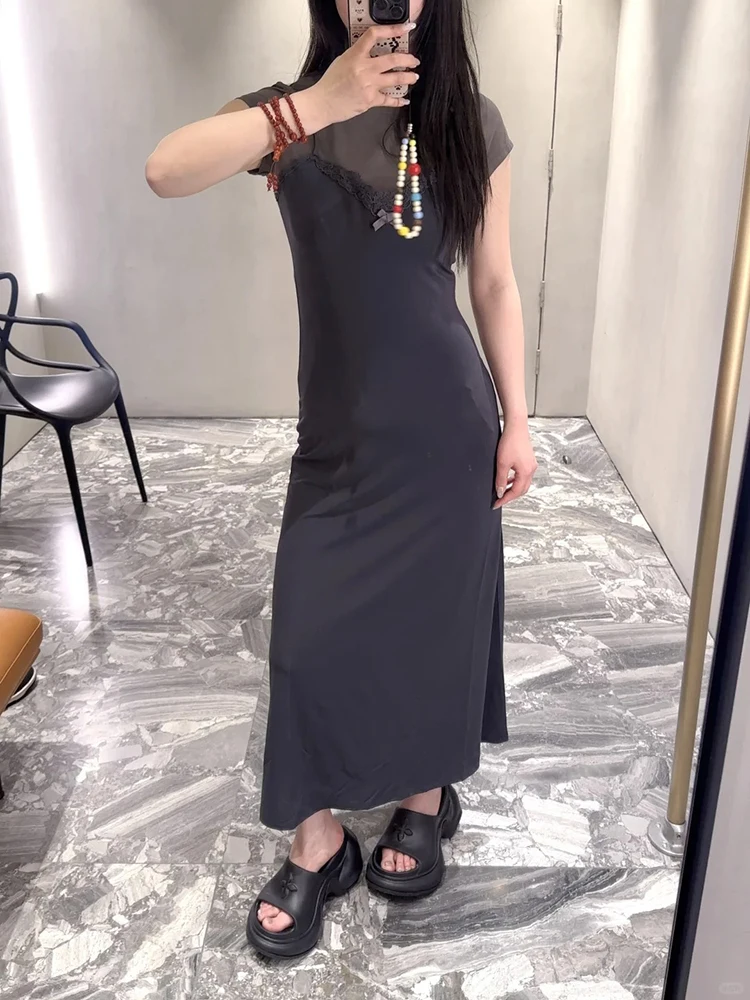 The 2025 Spring/Summer new bow lace patchwork fake two-piece dress is slimming and versatile
The 2025 Spring/Summer new bow lace patchwork fake two-piece dress is slimming and versatile
