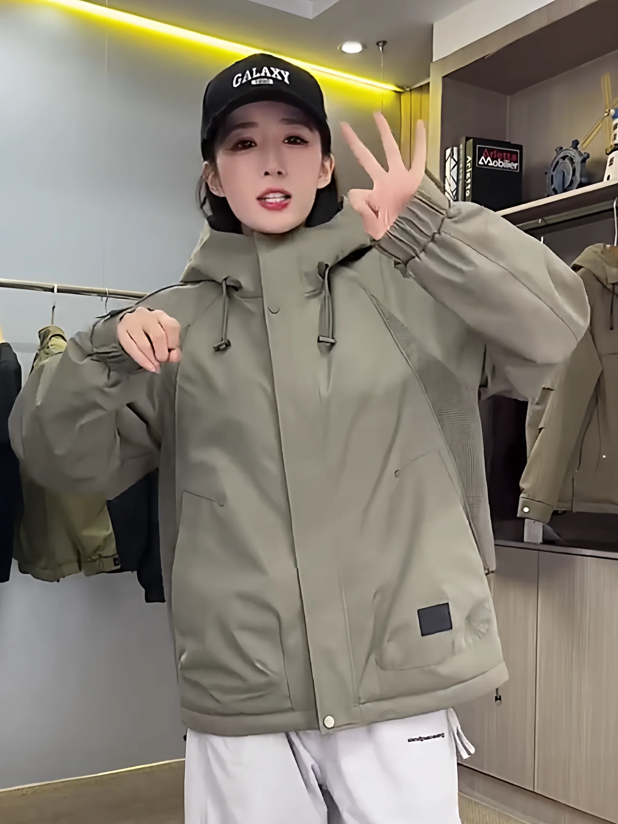 Thiened Cotton Jaet Men's Outdoor Hooded Warmth Polyester Inner Long Sve Youth Faion Autumn Winter New Sle
Thiened Cotton Jaet Men's Outdoor Hooded Warmth Polyester Inner Long Sve Youth Faion Autumn Winter New Sle