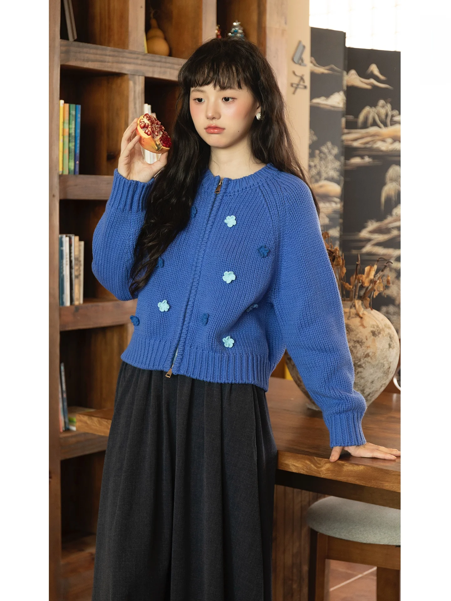 Женский вязаный ор-кардиган BUD, пальто с цветочным узором, осеннее новое поступление, повседневное волокнистое пальто для отдыха
Женский вязаный ор-кардиган BUD, пальто с цветочным узором, осеннее новое поступление, повседневное волокнистое пальто для отдыха