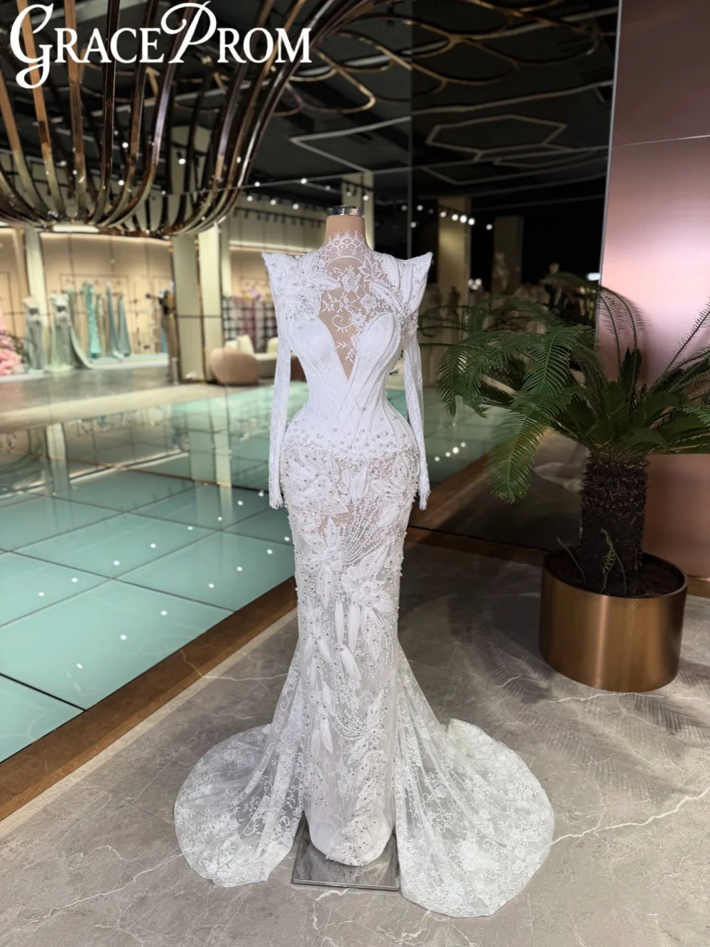Handmade Floral Pearls Wedding Dress Elegant Lace High Collar Bridal Gown Customzied Glamorous Mermaid Long Dresses For Bride
Handmade Floral Pearls Wedding Dress Elegant Lace High Collar Bridal Gown Customzied Glamorous Mermaid Long Dresses For Bride
