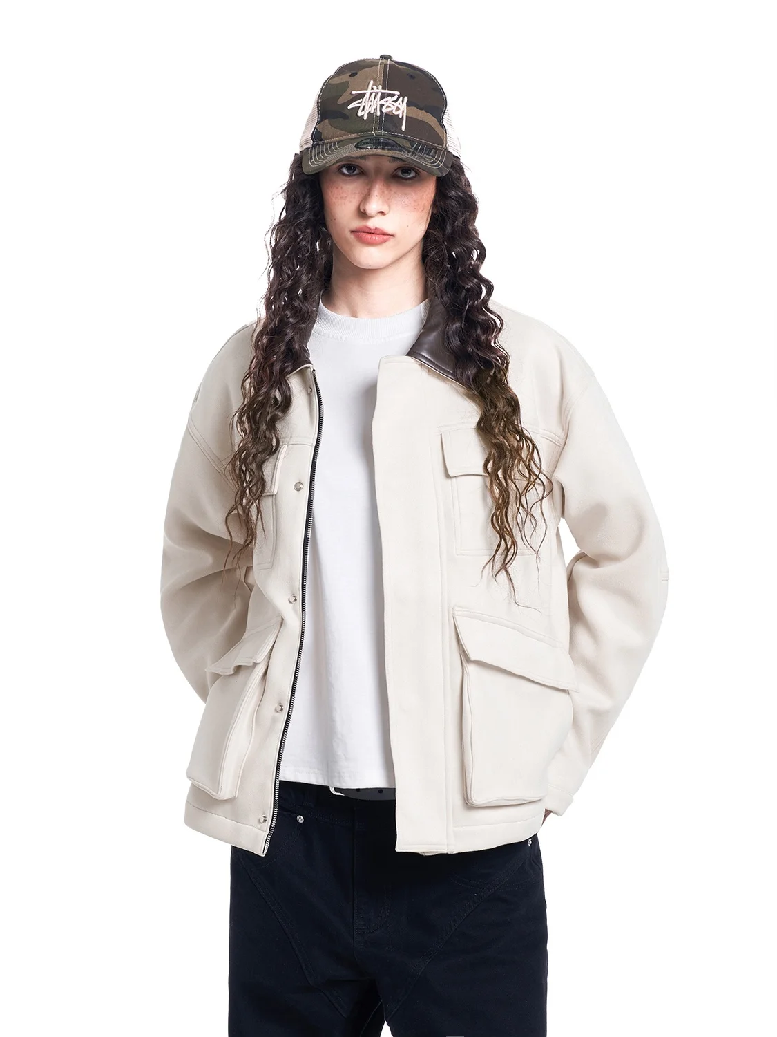 Куртка MT99 осенне-зимняя из замши с воротником из искусственной кожи, комбинированная, класса люкс, мужская и женская, повседневная, модная верхняя одежда
Куртка MT99 осенне-зимняя из замши с воротником из искусственной кожи, комбинированная, класса люкс, мужская и женская, повседневная, модная верхняя одежда