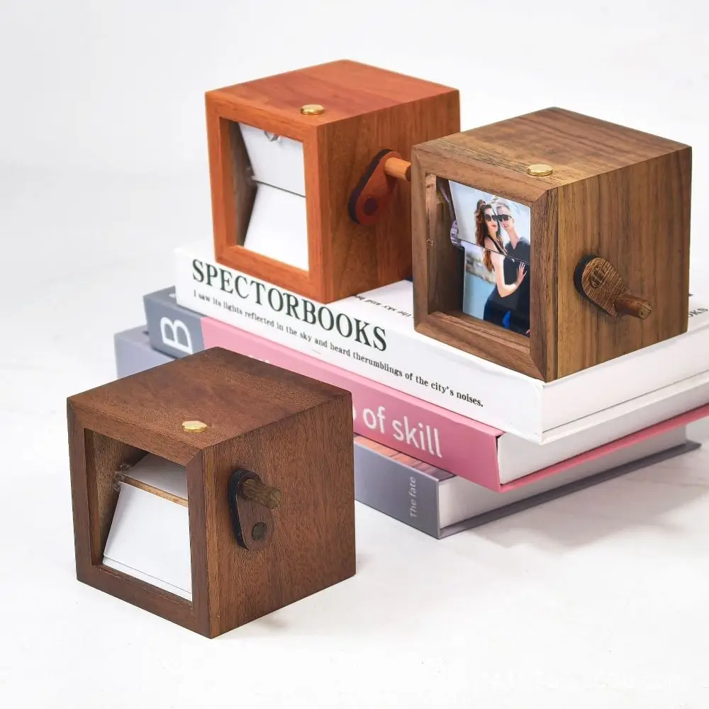 Luminous Hand Crank Photo Flip Book Frame Hand Motion 8/16 Photos DIY Wooden Rotating Picture Album Easy To Install
Luminous Hand Crank Photo Flip Book Frame Hand Motion 8/16 Photos DIY Wooden Rotating Picture Album Easy To Install