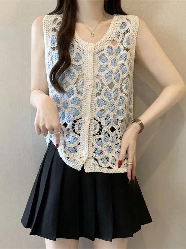 Light Blue Hollow out Knitted Vest Women's Summer New Style Bohemian Sleeveless Top round Neck Loose Fit City Commute Style
Light Blue Hollow out Knitted Vest Women's Summer New Style Bohemian Sleeveless Top round Neck Loose Fit City Commute Style