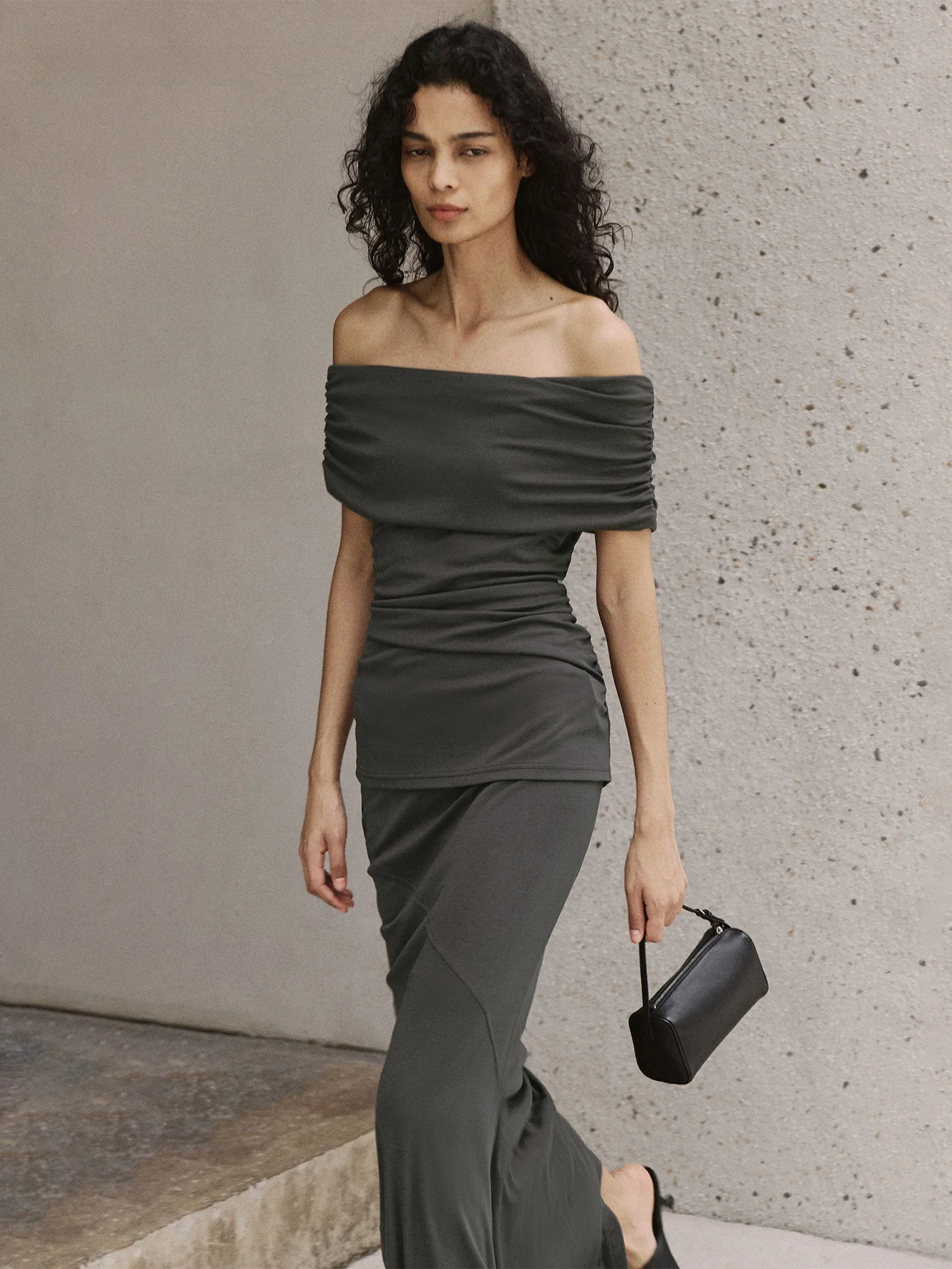 ENAGOSTO Women's Fashion Set High Waist Fish Tail Skirt And T-Shirt Sleeveless Collared Spring Season Casual Style Three Pieces
ENAGOSTO Women's Fashion Set High Waist Fish Tail Skirt And T-Shirt Sleeveless Collared Spring Season Casual Style Three Pieces