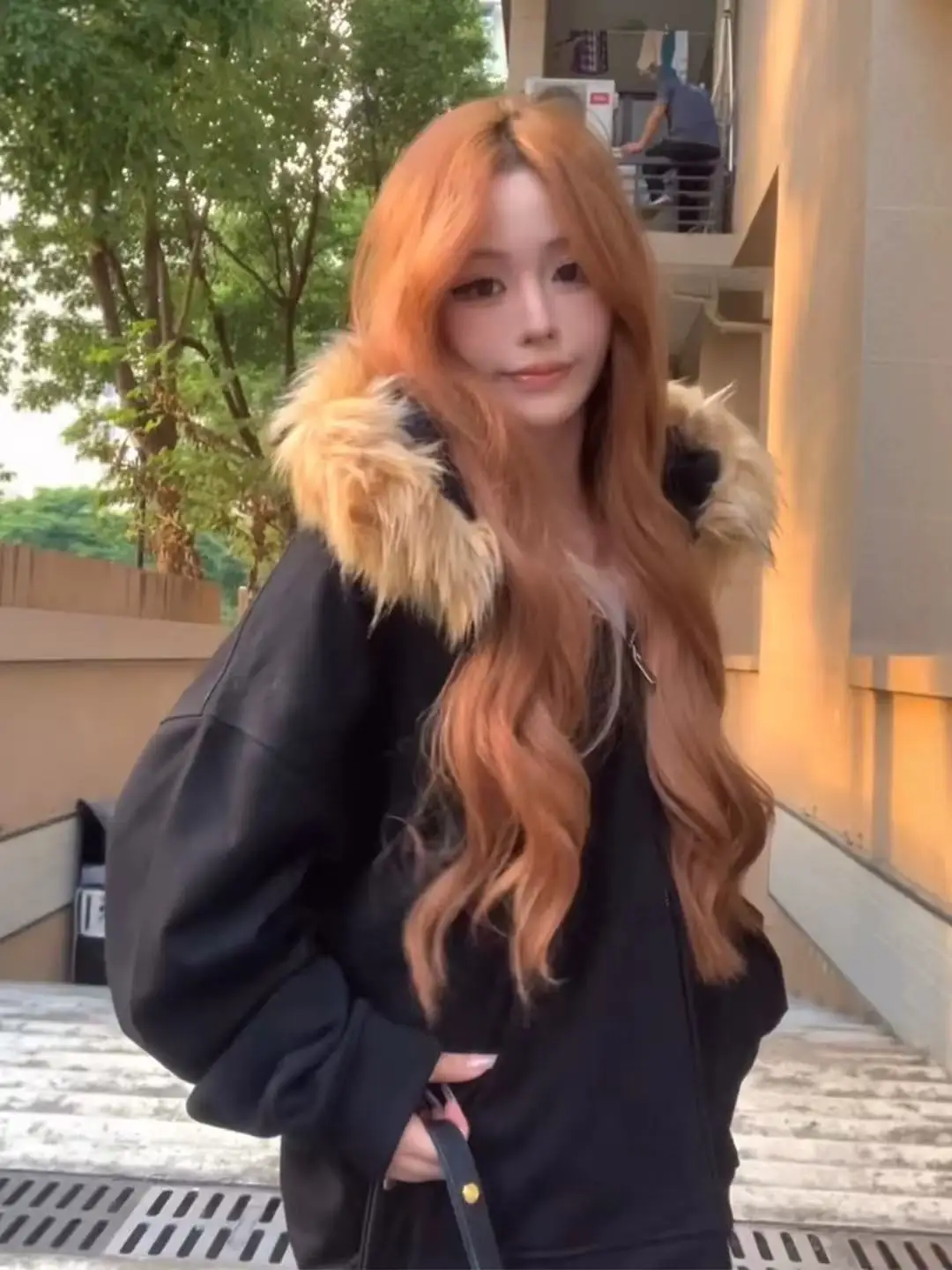 Уникальный черный кардиган с капюшоном для женщин, на флисовой подкладке, утепленный, с меховым воротником, осенне-зимняя новинка
Уникальный черный кардиган с капюшоном для женщин, на флисовой подкладке, утепленный, с меховым воротником, осенне-зимняя новинка