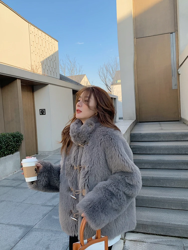 Autumn Winter New Sle Women's Fur Coat Lamb Fur Inteated Skin Leather Jaet Button Design Long Sve Commute Sle
Autumn Winter New Sle Women's Fur Coat Lamb Fur Inteated Skin Leather Jaet Button Design Long Sve Commute Sle
