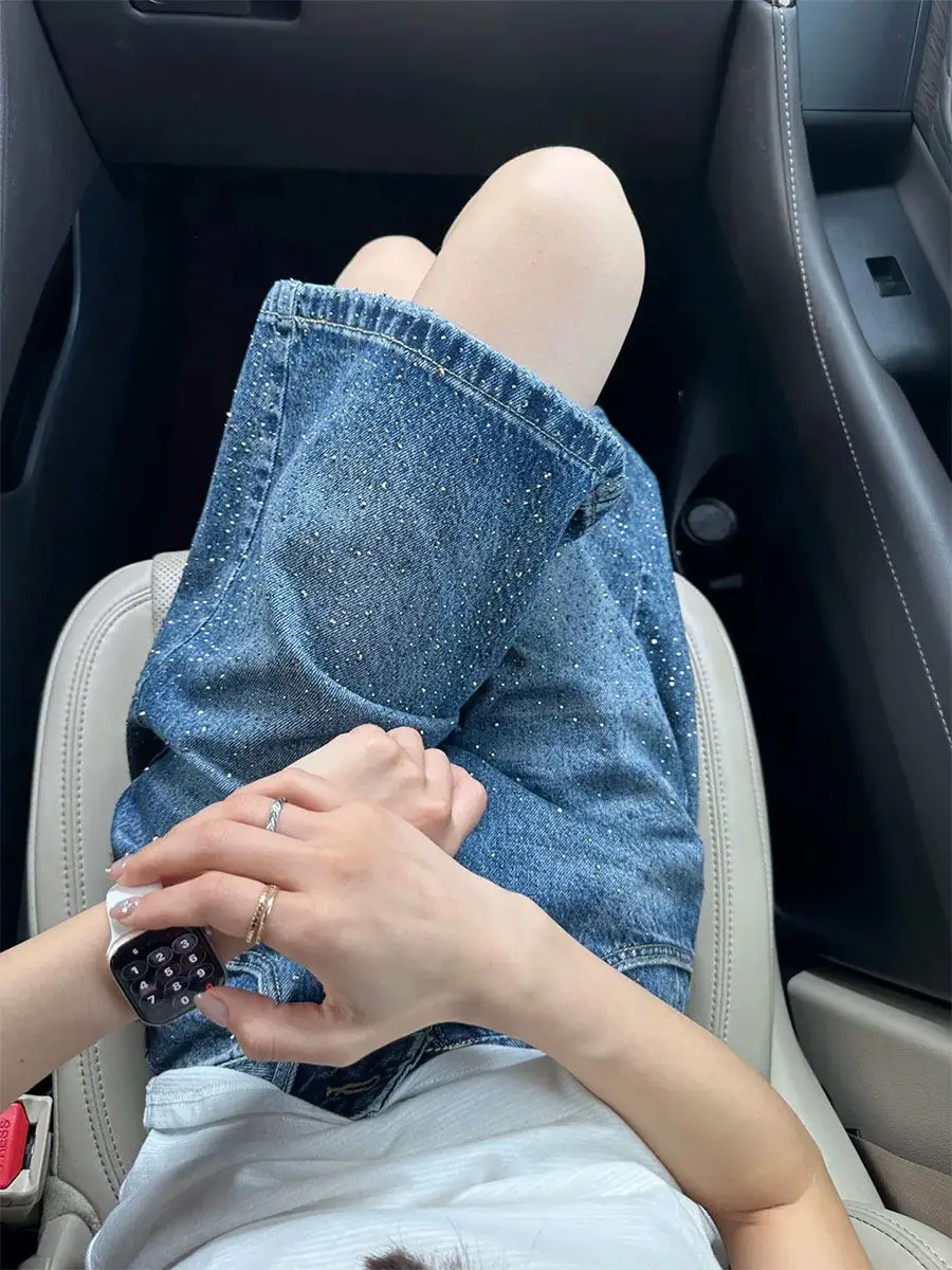 Hot Stamping Denim Shorts Retro American High Waisted Straight Leg Wide Leg Pants Fashion Casual Blue Women's Denim Shorts
Hot Stamping Denim Shorts Retro American High Waisted Straight Leg Wide Leg Pants Fashion Casual Blue Women's Denim Shorts