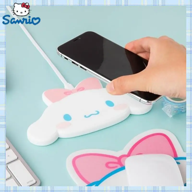 Sanrio Kitty Cinnamoroll помпон пурин почтовая гарнитура для сотового телефона беспроводное зарядное устройство Мультфильм кавайная фотография для девушек подарки
Sanrio Kitty Cinnamoroll помпон пурин почтовая гарнитура для сотового телефона беспроводное зарядное устройство Мультфильм кавайная фотография для девушек подарки