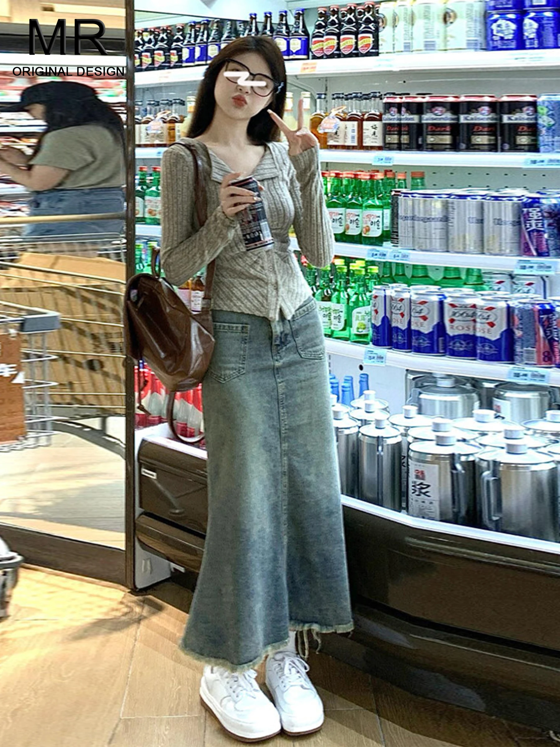 Retro Denim Fish Tail Half Skirt Women's Summer New High Waist Cover Hip mid Length a Line Body Skirt Casual Style
Retro Denim Fish Tail Half Skirt Women's Summer New High Waist Cover Hip mid Length a Line Body Skirt Casual Style