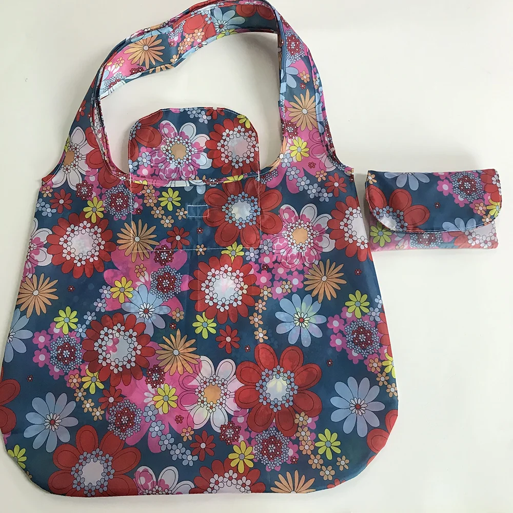 Складная квадратная сумка с красивым цветочным узором и закрытым шарниром, многоразовая полиэстеровая сумка для покупок, модная портативная сумка для продуктов
Складная квадратная сумка с красивым цветочным узором и закрытым шарниром, многоразовая полиэстеровая сумка для покупок, модная портативная сумка для продуктов