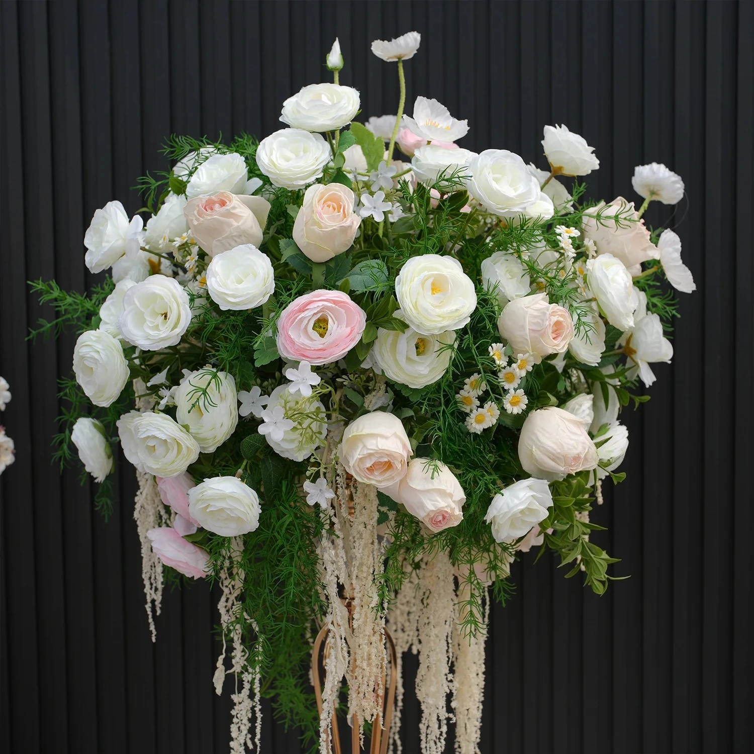 Fresh Style Artificial Flowers Wedding Decoration Table Centerpieces Road Lead Flower Ball Silk Floral Arrangement Party Decor
Fresh Style Artificial Flowers Wedding Decoration Table Centerpieces Road Lead Flower Ball Silk Floral Arrangement Party Decor