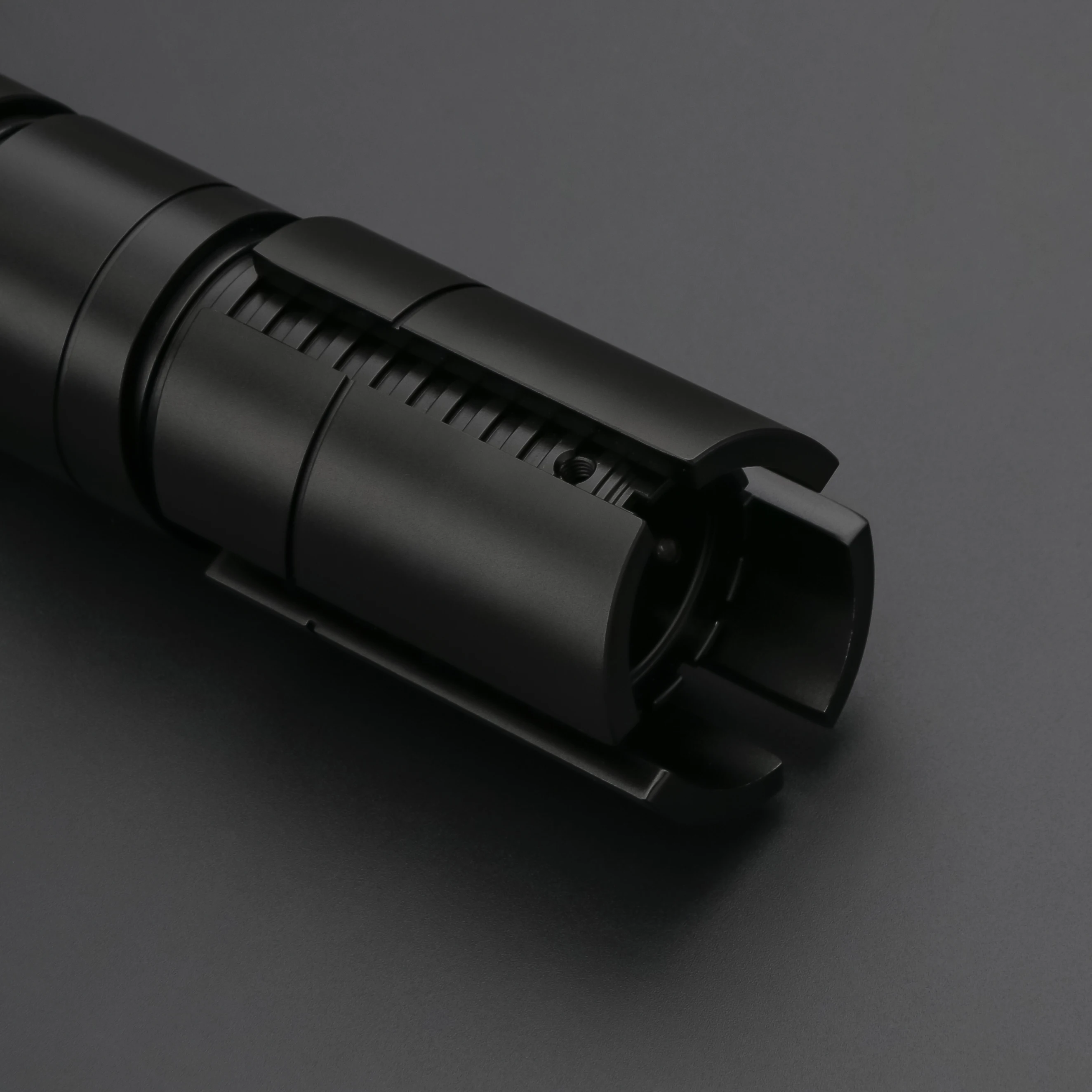 TXQSABER Lightsaber Stranger SE Laser Sword Smooth Swing Blaster FOC Metal Hilt Heavy Dueling Lightsaber for Adult Cosplay Toys
TXQSABER Lightsaber Stranger SE Laser Sword Smooth Swing Blaster FOC Metal Hilt Heavy Dueling Lightsaber for Adult Cosplay Toys