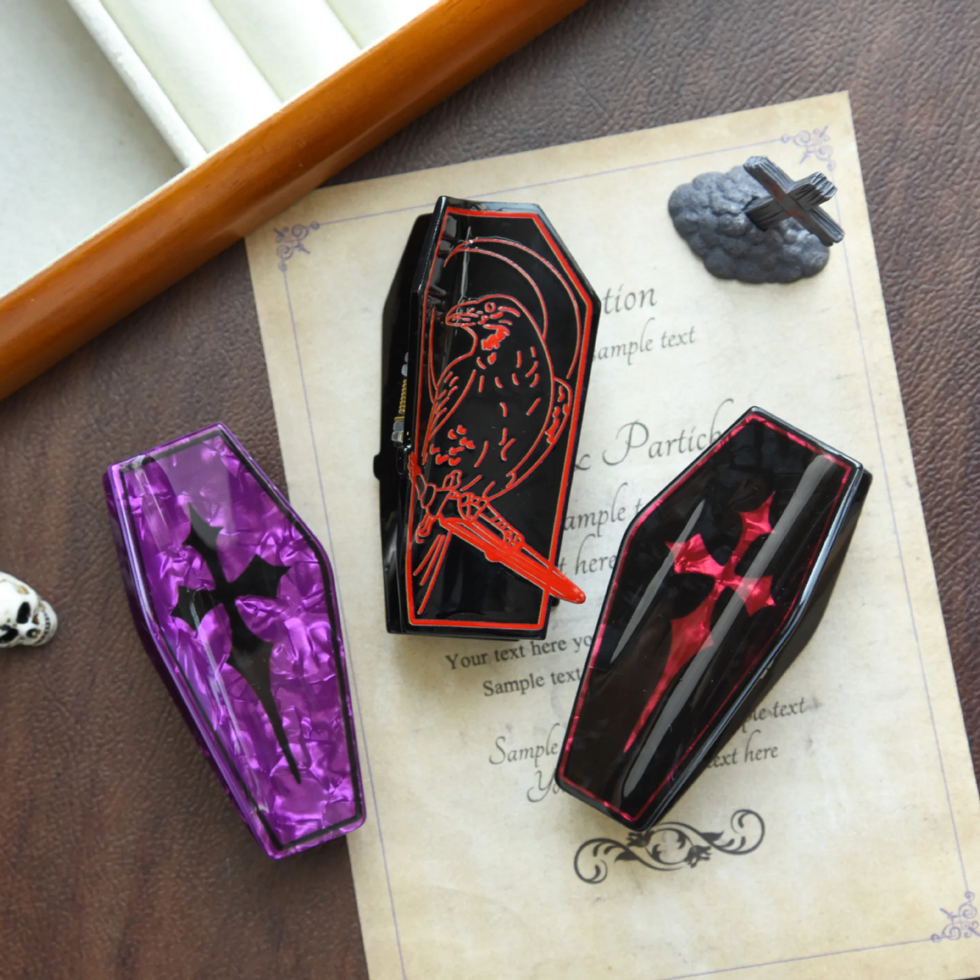 Halloween theme grab clip funny wind hairpin mysterious casket women's shark clip cross hair accessories
Halloween theme grab clip funny wind hairpin mysterious casket women's shark clip cross hair accessories