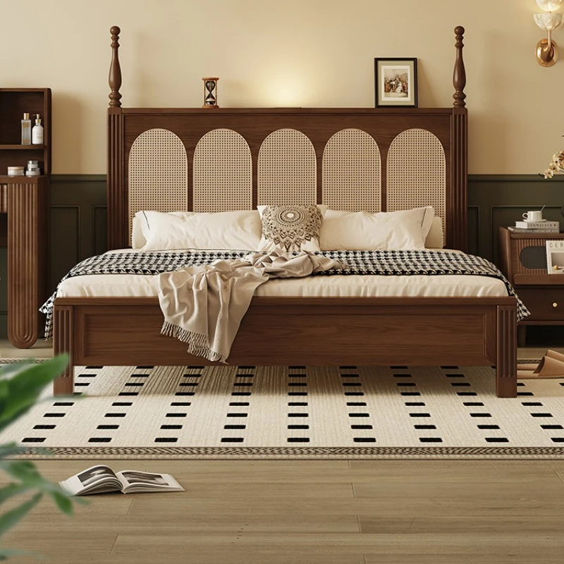 Full solid wood bed French retro master bedroom antique American villa new Chinese rattan bed 1.8 meters double Nordic
Full solid wood bed French retro master bedroom antique American villa new Chinese rattan bed 1.8 meters double Nordic