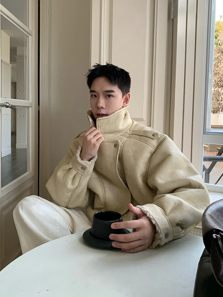 Куртка RE American Sle Heavyweight из хлопка с деконструированным воротником-стойкой, кожаными и меховыми вставками для мужчин и женщин, теплая.
Куртка RE American Sle Heavyweight из хлопка с деконструированным воротником-стойкой, кожаными и меховыми вставками для мужчин и женщин, теплая.