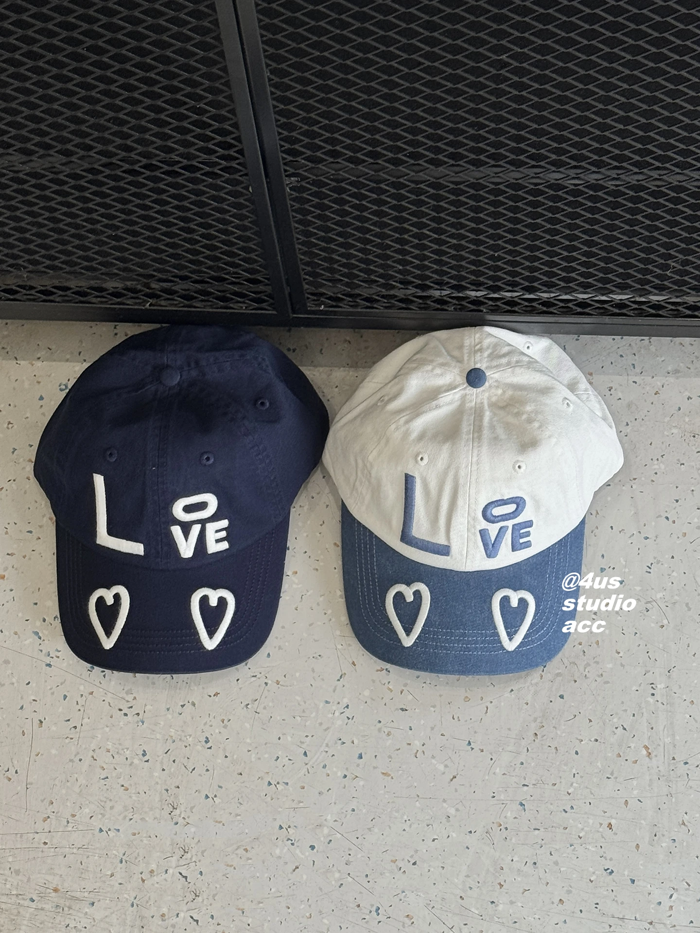 Letter Embroidered Baseball Cap for Women, All-Season Versatile Soft Top Baseball Cap for Men, Face Slimming
Letter Embroidered Baseball Cap for Women, All-Season Versatile Soft Top Baseball Cap for Men, Face Slimming