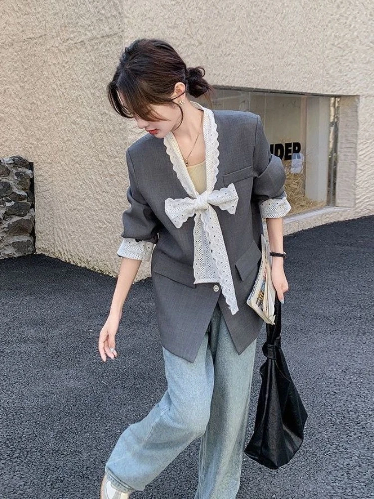 Lace Bowknot Embellished Loose Fit Women's Blazer Spring 2025 Fashion Casual Stylish Jacket
Lace Bowknot Embellished Loose Fit Women's Blazer Spring 2025 Fashion Casual Stylish Jacket
