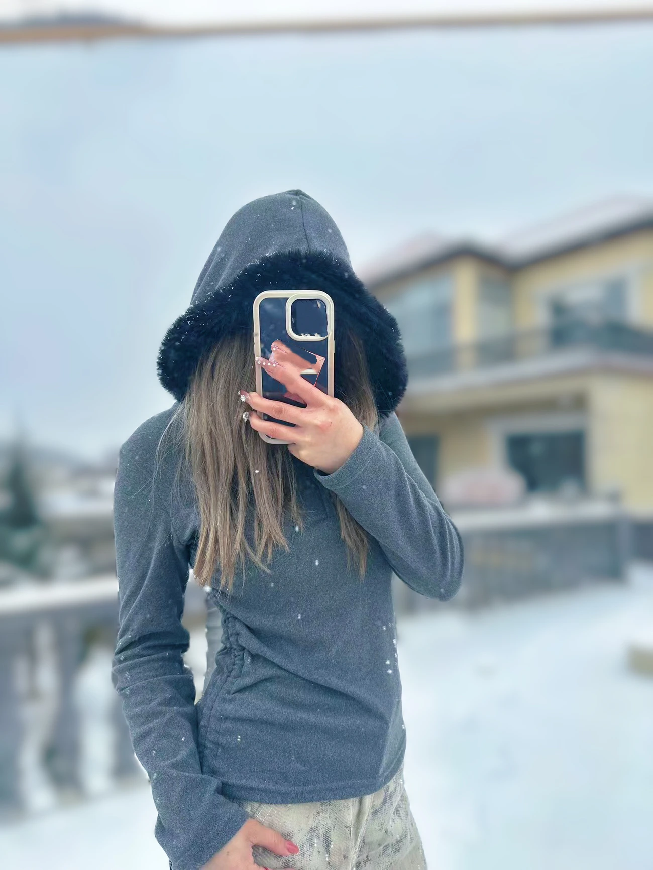 Американские винтажные однотонные повседневные тонкие топы с капюшоном 2000-х годов Y2k, осень-зима, готическая толстовка с капюшоном в стиле Харадзюку
Американские винтажные однотонные повседневные тонкие топы с капюшоном 2000-х годов Y2k, осень-зима, готическая толстовка с капюшоном в стиле Харадзюку