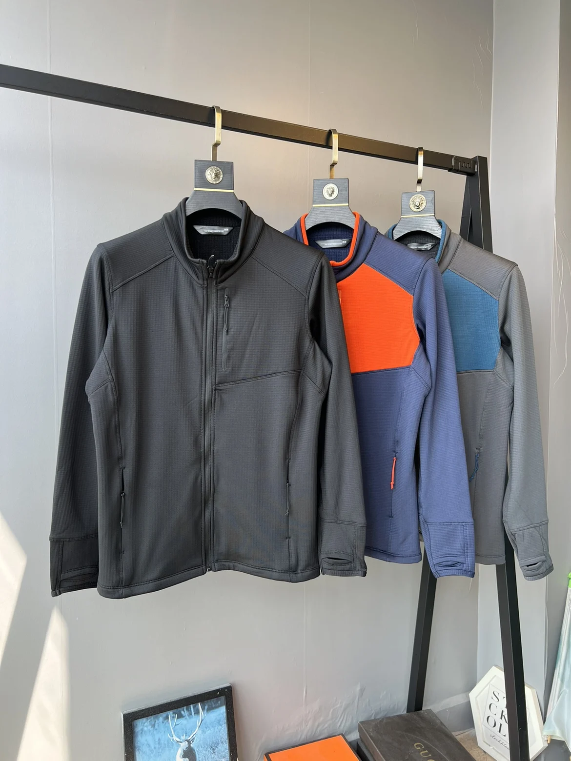 Men's 3D Stereo Tailored Outdoor Cosite Velvet Stand Collar Casual Sports Warm Jaet Coat Stand Version Fce Lined
Men's 3D Stereo Tailored Outdoor Cosite Velvet Stand Collar Casual Sports Warm Jaet Coat Stand Version Fce Lined