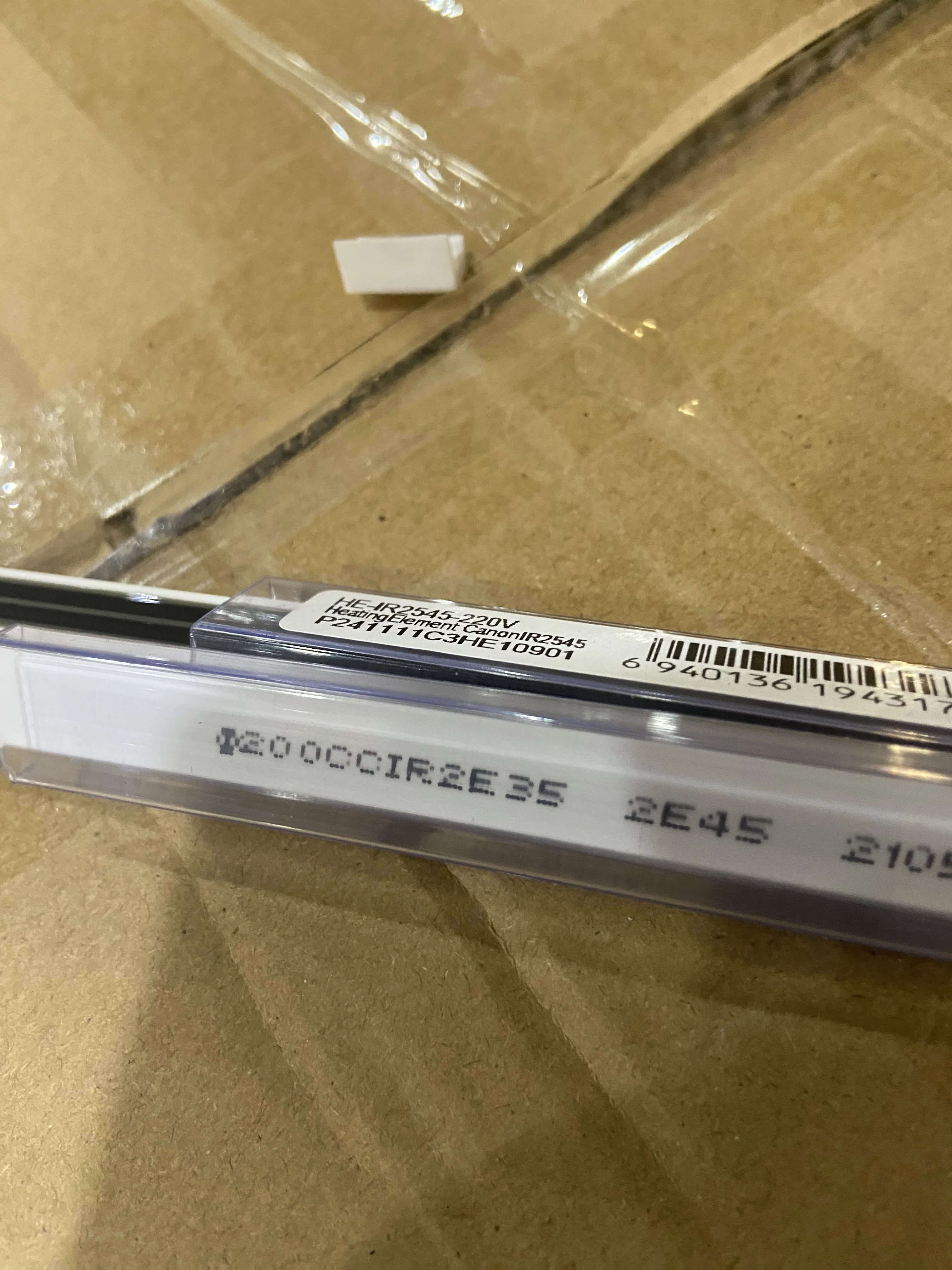 2 шт. нагревательный элемент фьюзера FM3-9382 для Canon IR 2520 2530 2525 2535 2545 4245 4521 керамический нагревательный элемент H.E
2 шт. нагревательный элемент фьюзера FM3-9382 для Canon IR 2520 2530 2525 2535 2545 4245 4521 керамический нагревательный элемент H.E