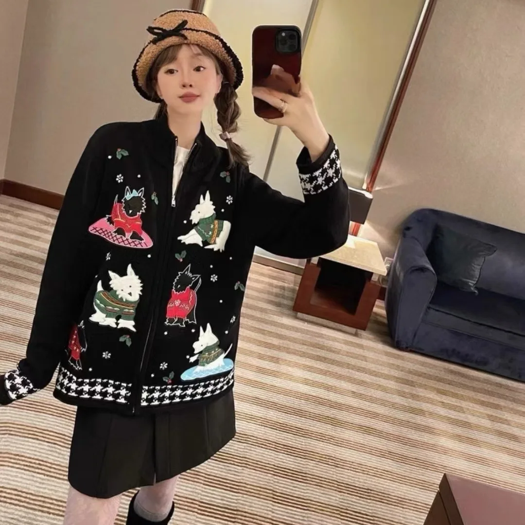 2025 Korean Retro Dog Fun Embroidery Knitted Shirt Women's Spring and Autumn Design Cartoon Versatile Sweater Coat Trendy
2025 Korean Retro Dog Fun Embroidery Knitted Shirt Women's Spring and Autumn Design Cartoon Versatile Sweater Coat Trendy