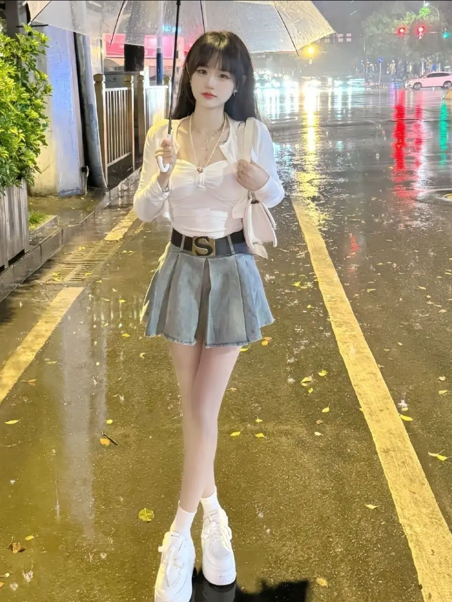Summer 2026 High Waist Pleated Skirt Retro Distressed Denim Versatile Short Skirt for Petite Women A-Line Skirt
Summer 2026 High Waist Pleated Skirt Retro Distressed Denim Versatile Short Skirt for Petite Women A-Line Skirt