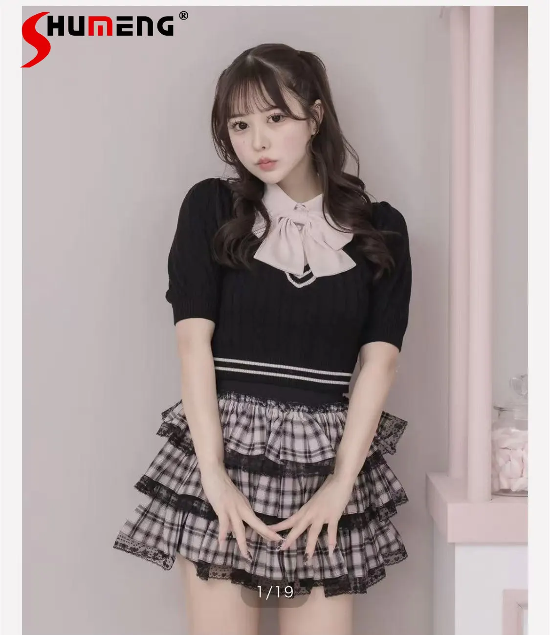 Japanese Elegant Sweet Preppy Style Polo Neck Lace-up Bow Bubble Sleeve Slim Versatile Knitted Pullovers Tops Women 2026 Spring
Japanese Elegant Sweet Preppy Style Polo Neck Lace-up Bow Bubble Sleeve Slim Versatile Knitted Pullovers Tops Women 2026 Spring