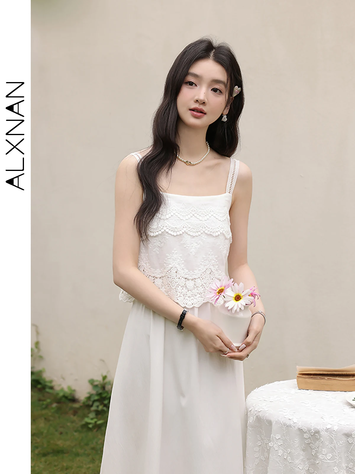 ALXNAN Women's Dress French Style Lace Elegant Holiday A-line Suspender Dresses 2025 Summer Tassel Design Ladies Clothing L53625
ALXNAN Women's Dress French Style Lace Elegant Holiday A-line Suspender Dresses 2025 Summer Tassel Design Ladies Clothing L53625