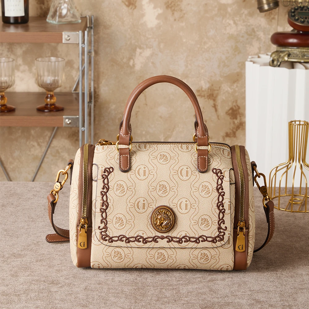 Women's handbag 2026 new original design, high aesthetic value, large capacity, fashionable handbag, light luxury crossbody shou
Women's handbag 2026 new original design, high aesthetic value, large capacity, fashionable handbag, light luxury crossbody shou