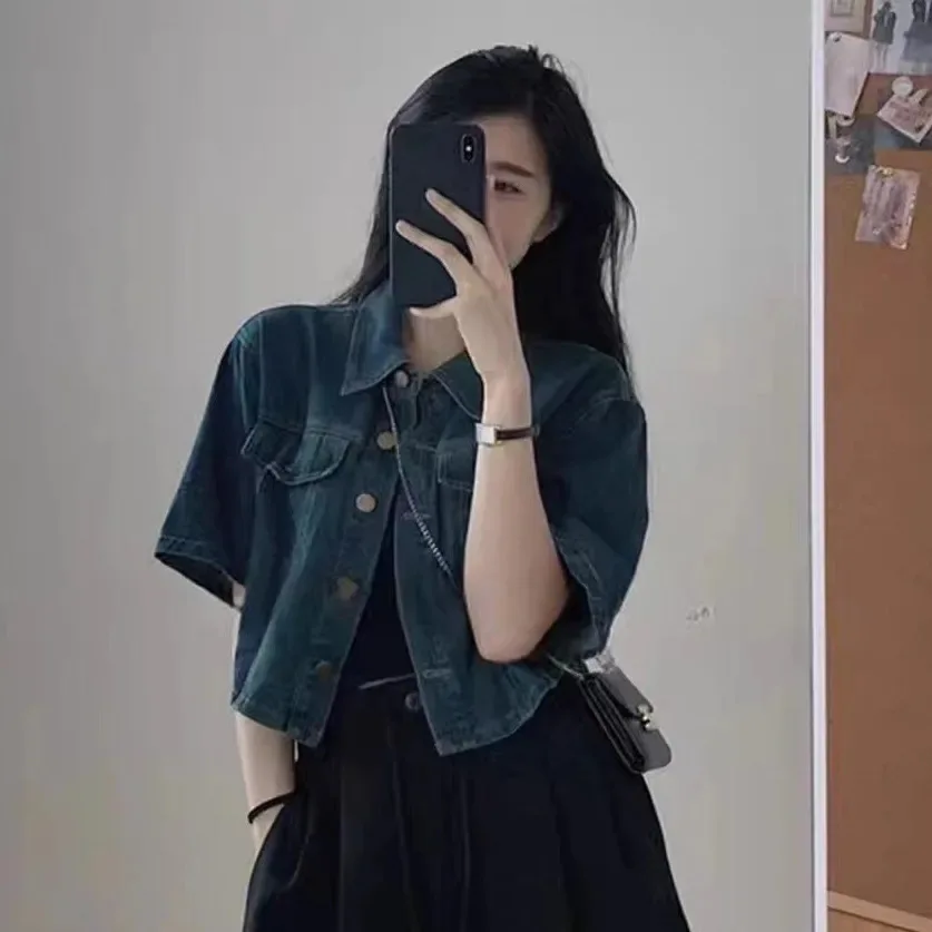 Short Sleeve Denim Jacket Women's Shirt Style Outerwear Big Size Korean Fashion Top Cleanfit Polyester Fiber Spring Summer
Short Sleeve Denim Jacket Women's Shirt Style Outerwear Big Size Korean Fashion Top Cleanfit Polyester Fiber Spring Summer