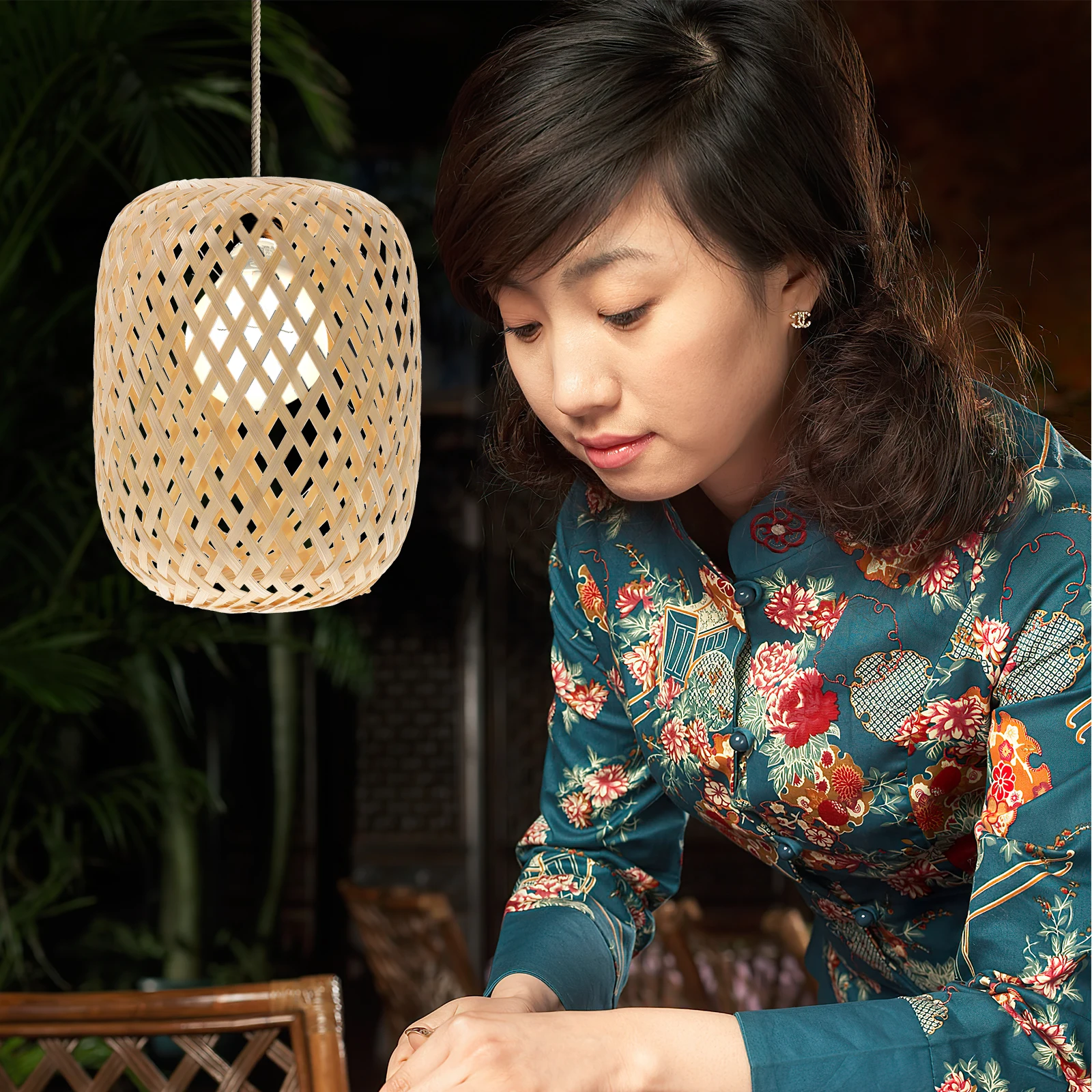 Bamboo Lamp Shade Woven Pendant Cover 12x15 5cm Lightweight Compact Hanging Shades Replacement Lampshades Ceiling Light Cover
Bamboo Lamp Shade Woven Pendant Cover 12x15 5cm Lightweight Compact Hanging Shades Replacement Lampshades Ceiling Light Cover