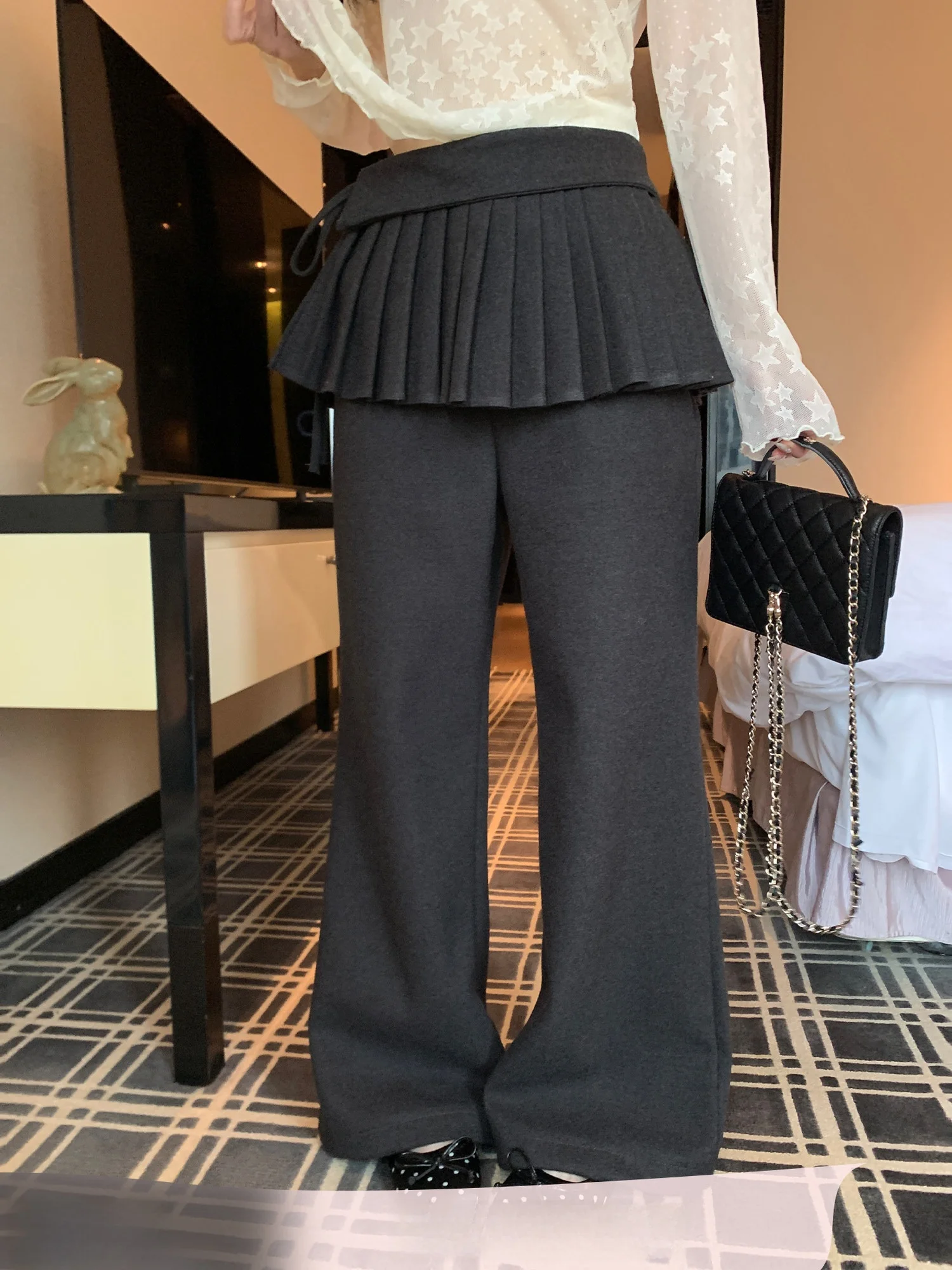 Removable Pleated Wide Leg Pants Korean Style Casual Drapey Slimming Leisure Trousers by Kong Zhen Fan Pure Color Natural Waist
Removable Pleated Wide Leg Pants Korean Style Casual Drapey Slimming Leisure Trousers by Kong Zhen Fan Pure Color Natural Waist