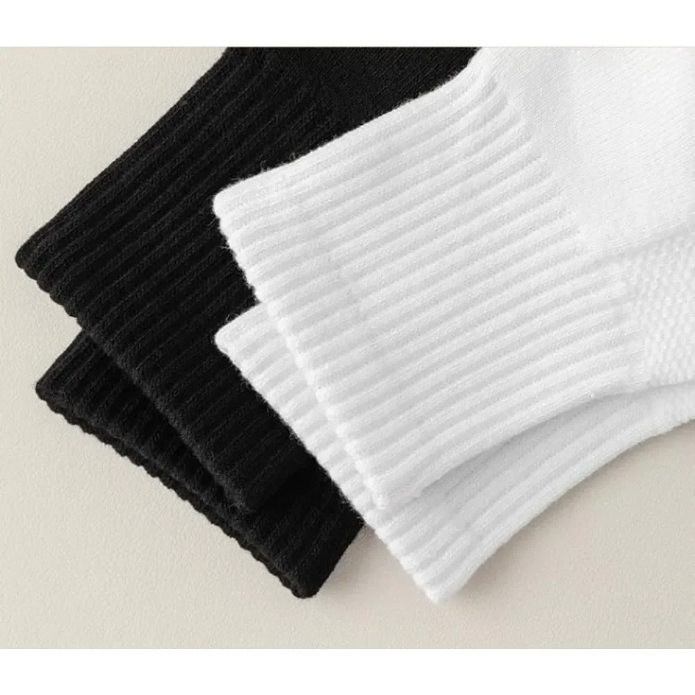 6-Pair Athletic Calf Socks | US 5-10, Towel-Lined Thickened Bottom for Shock-Absorbing, Anti-Slip, Breathable
6-Pair Athletic Calf Socks | US 5-10, Towel-Lined Thickened Bottom for Shock-Absorbing, Anti-Slip, Breathable