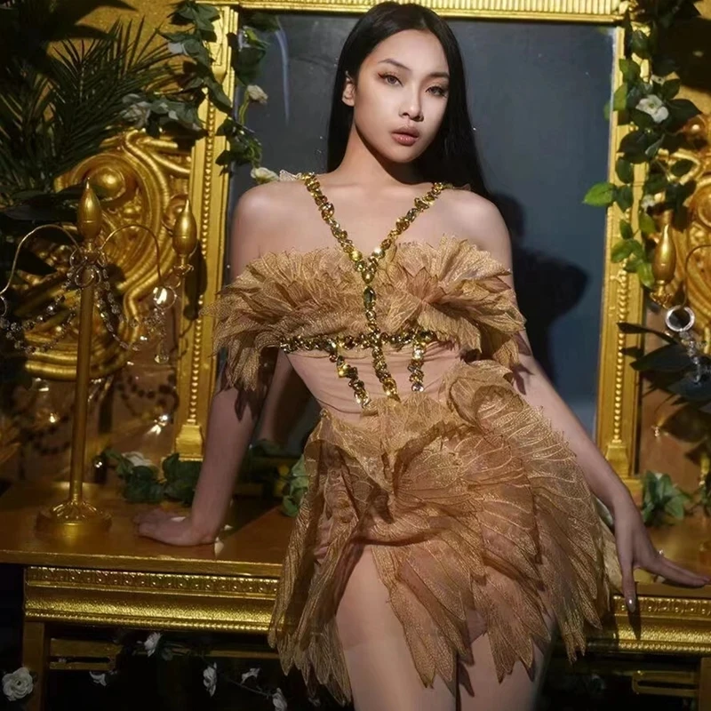 Gold Rhinestones Dress Singer Show Stage Performance Costume Prom Party Celebriate Birthday Modern dance Wear
Gold Rhinestones Dress Singer Show Stage Performance Costume Prom Party Celebriate Birthday Modern dance Wear
