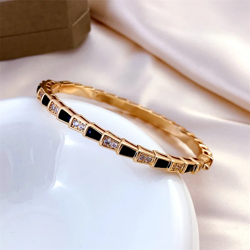 Women Snake Bangle Black Gloss Inlay Sparkling Stone Inlaid Stackable Daily Bracelet Gift,Rose Gold Silver Snake Bracelet Gloss Slice & Shiny Stone Decor Ladies Stack Wrist Jewelry
Women Snake Bangle Black Gloss Inlay Sparkling Stone Inlaid Stackable Daily Bracelet Gift,Rose Gold Silver Snake Bracelet Gloss Slice & Shiny Stone Decor Ladies Stack Wrist Jewelry